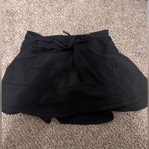 Black lululemon skirt